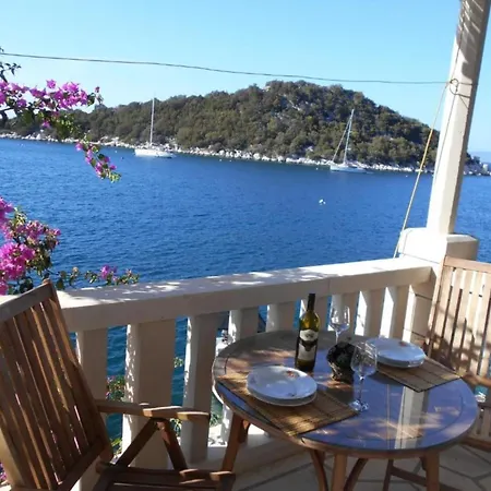 Ilponte Del Comandante - One Bedroom With Terrace And Sea View 6 Lastovo