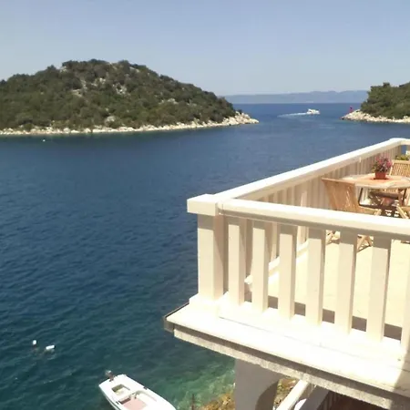 Ilponte Del Comandante - One Bedroom With Terrace And Sea View 6 Apartment Lastovo