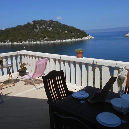 Ilponte Del Comandante - One Bedroom With Terrace And Sea View 6 *